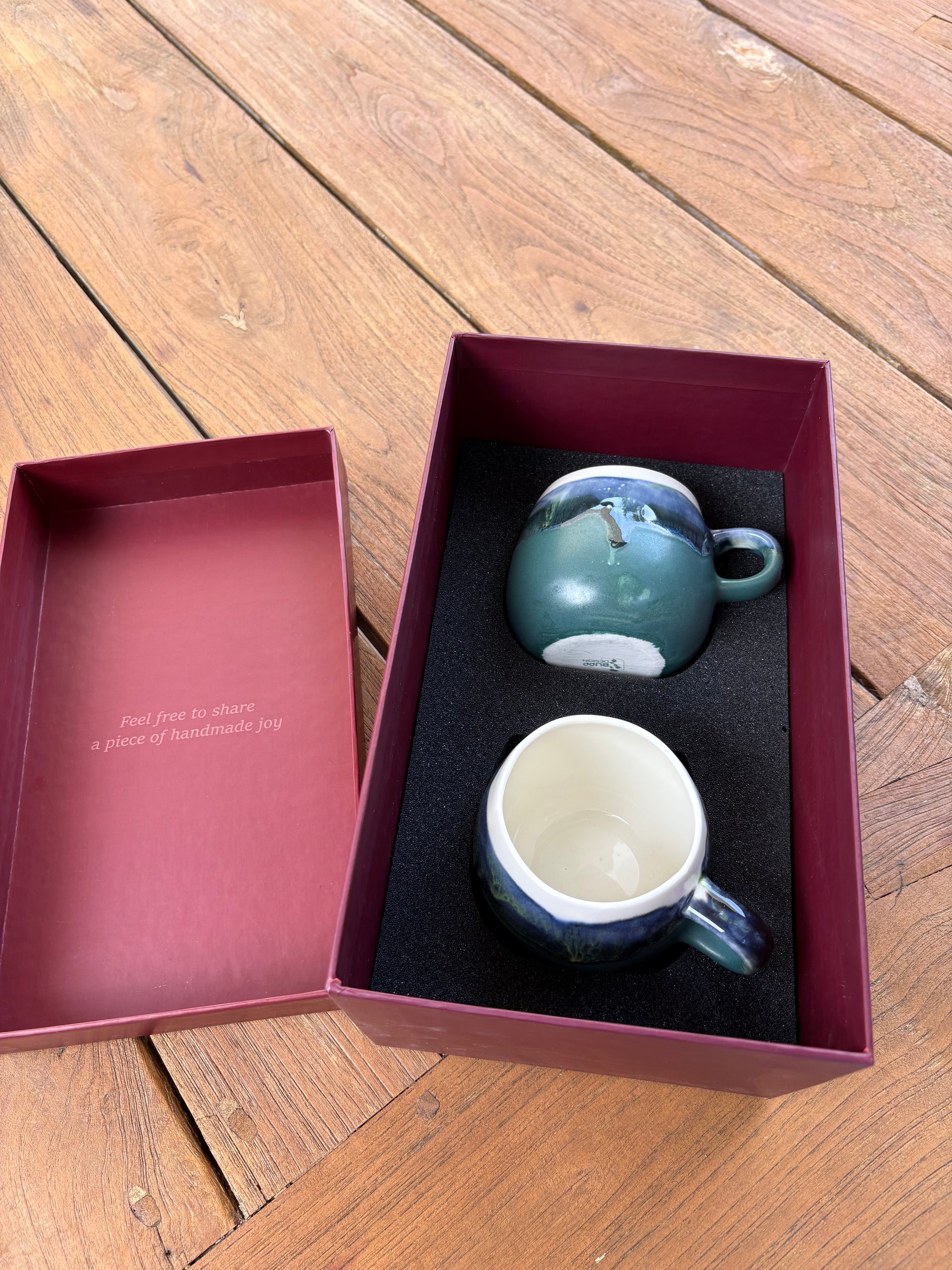 Venus Mug's -2er Set  -  Eleganz in einer exklusiven Geschenkbox